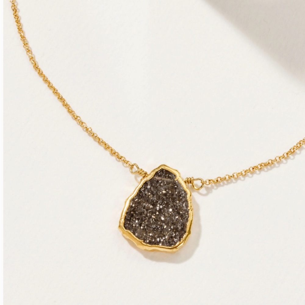 Earth, Wind and Fire Stone Necklace Gold- Black Sunstone